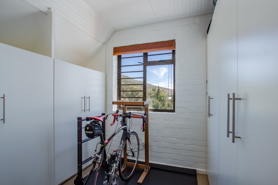 4 Bedroom Property for Sale in Bertville Western Cape